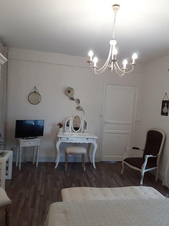Chambre D'Hotes Domaine Des Oliviers サルラ エクステリア 写真
